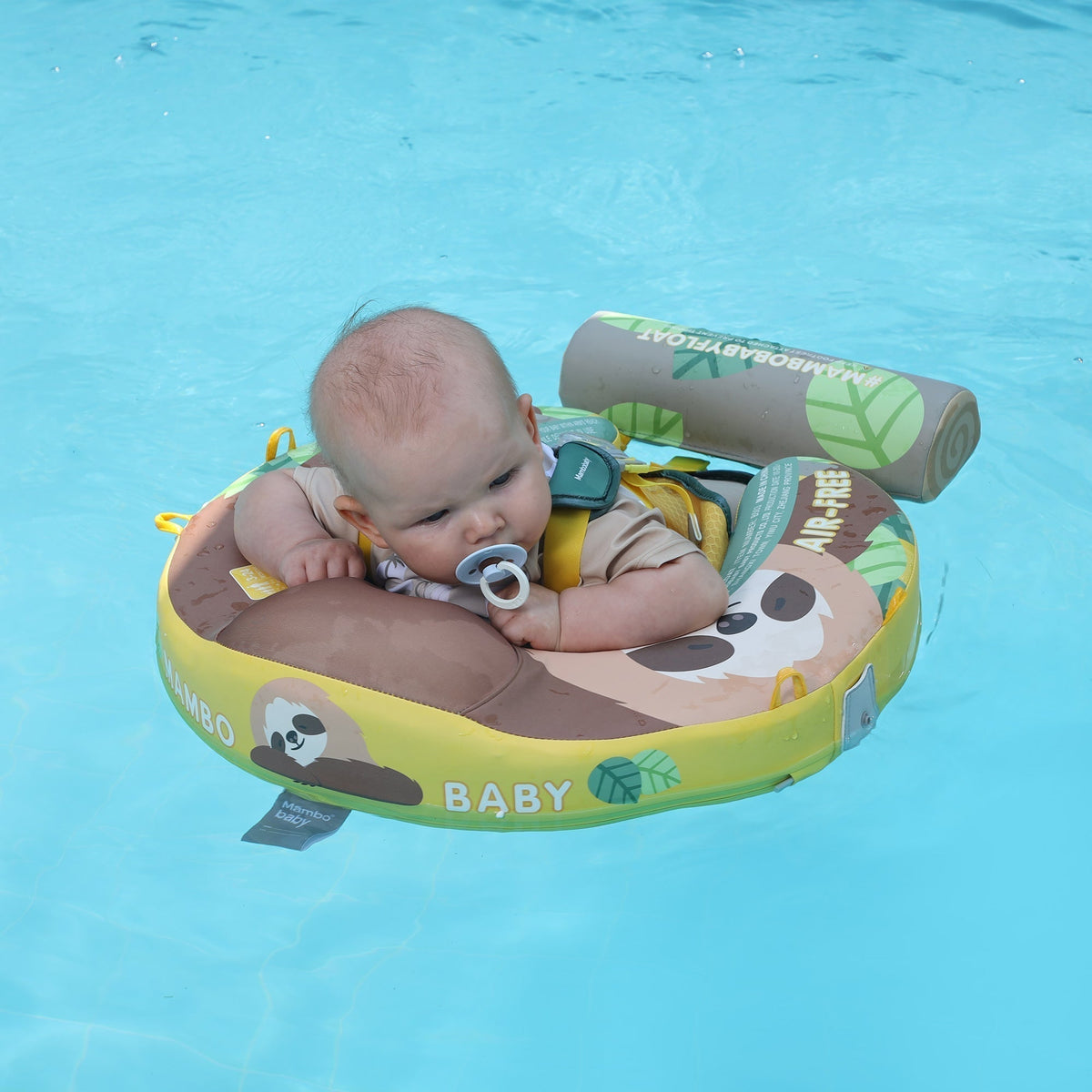 Mambobaby™ Luiaard babyfloat – Niet-opblaasbaar drijfhulpje met harnas, beschermbuis en luiaardmotief voor baby